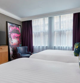 Spacious London Holborn Bedroom