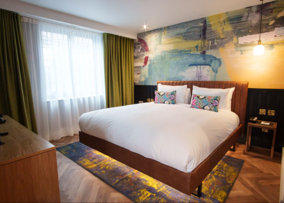 Deluxe Star with King Bed with View